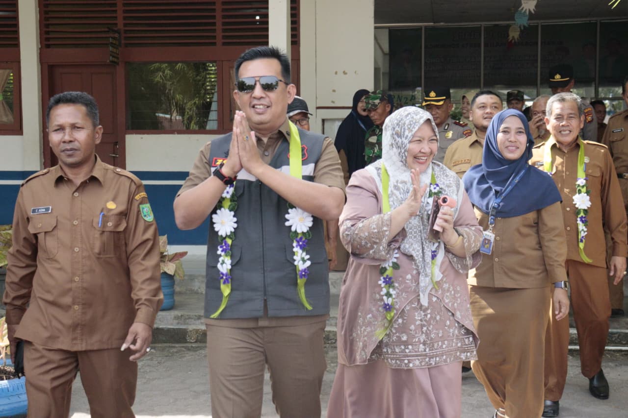 Pemkab Inhu Canangkan Gerakan Tanam 4.000 Pohon Serentak di SD dan SMP