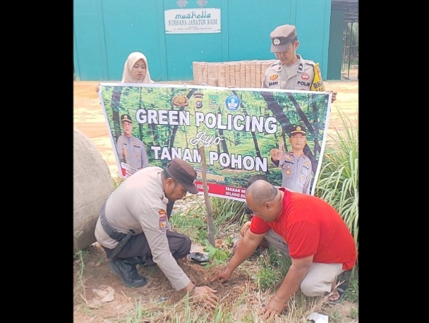 Polsek Rimba Melintang Green Policing di Rumah Warga Rohil
