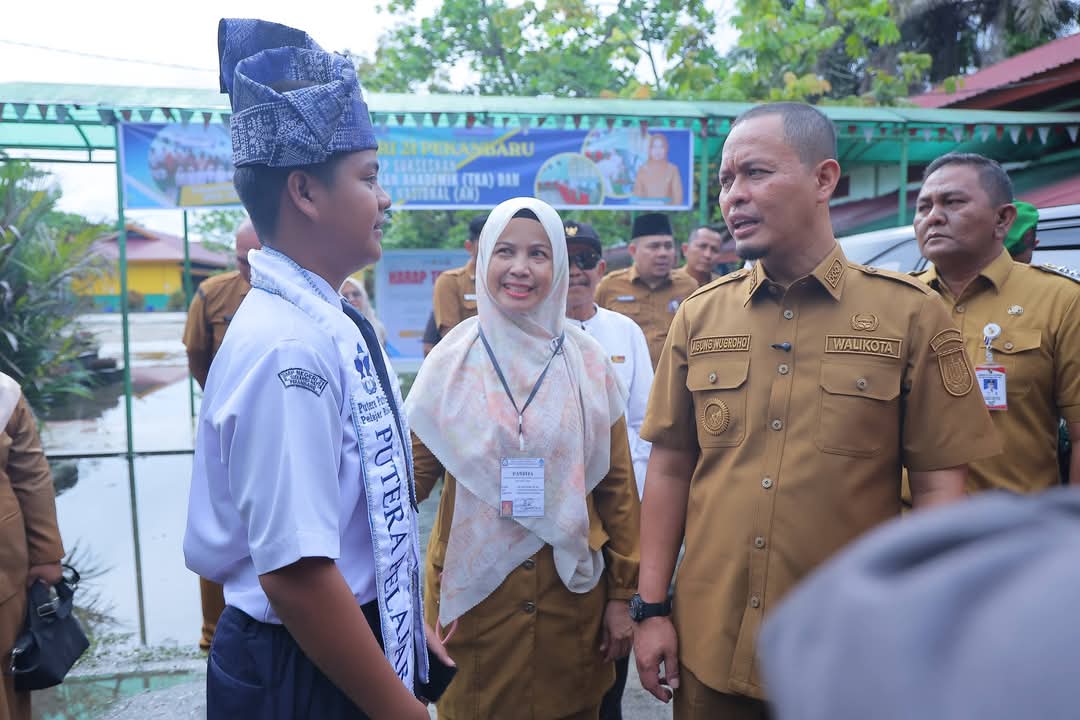 Pemko Pekanbaru Alokasikan Rp13 Miliar Untuk Seragam Sekolah Gratis 