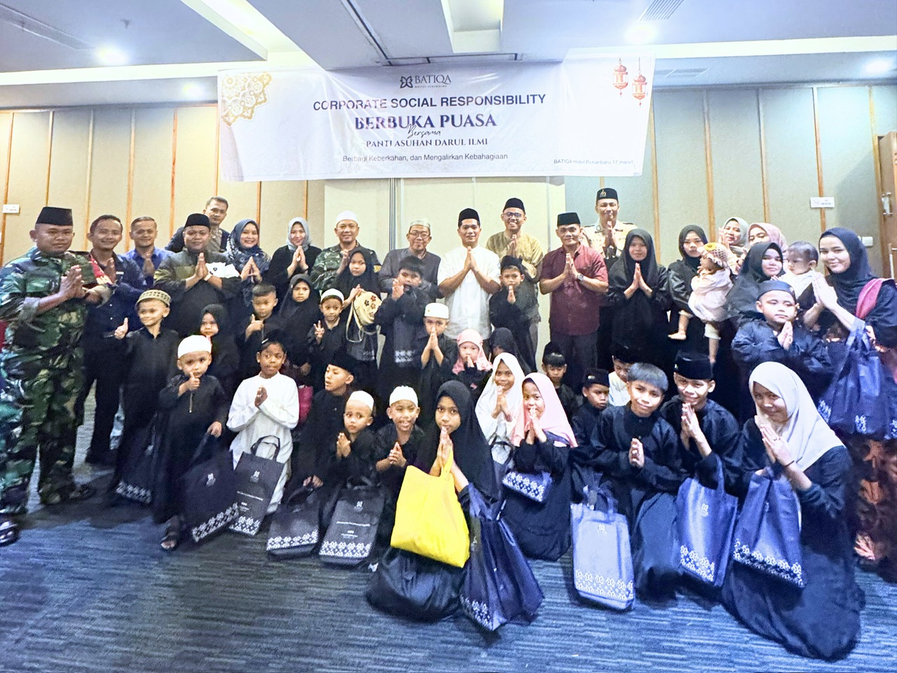Pererat Silaturahmi, BATIQA Hotel Pekanbaru Ajak Anak Panti Darul Ilmi Buka Bersama