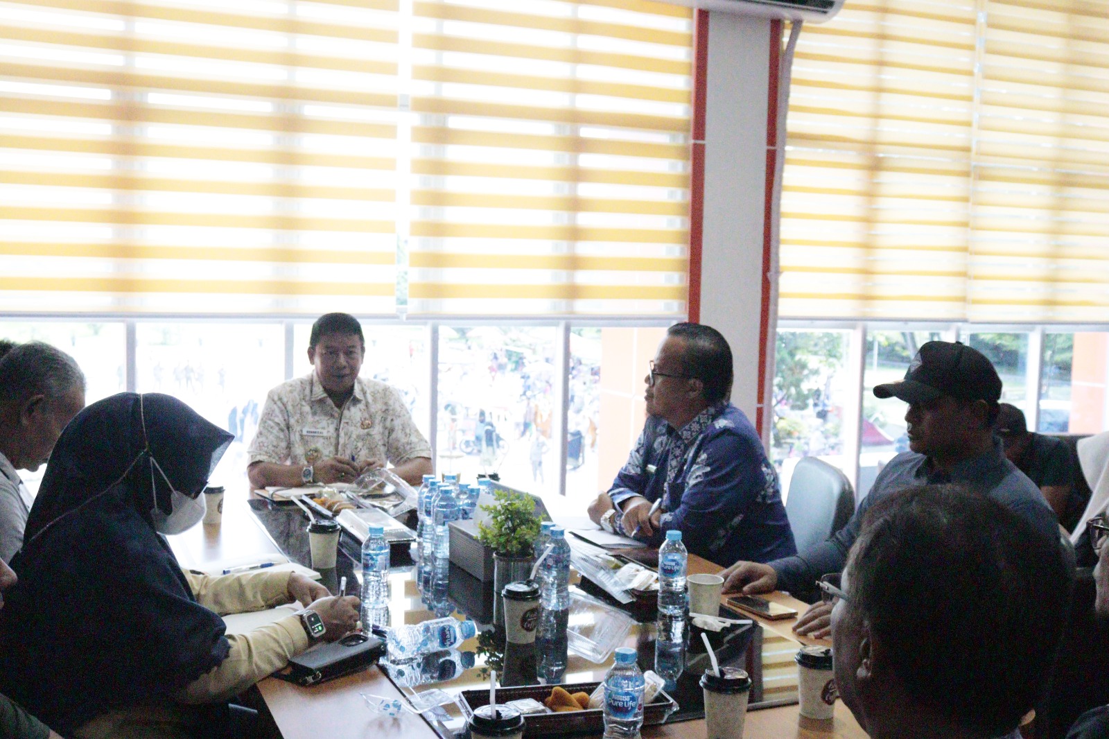 Populasi Lalat karena Kandang Ayam Resahkan Warga, Wabup Inhu Tegaskan Izin Ditertibkan