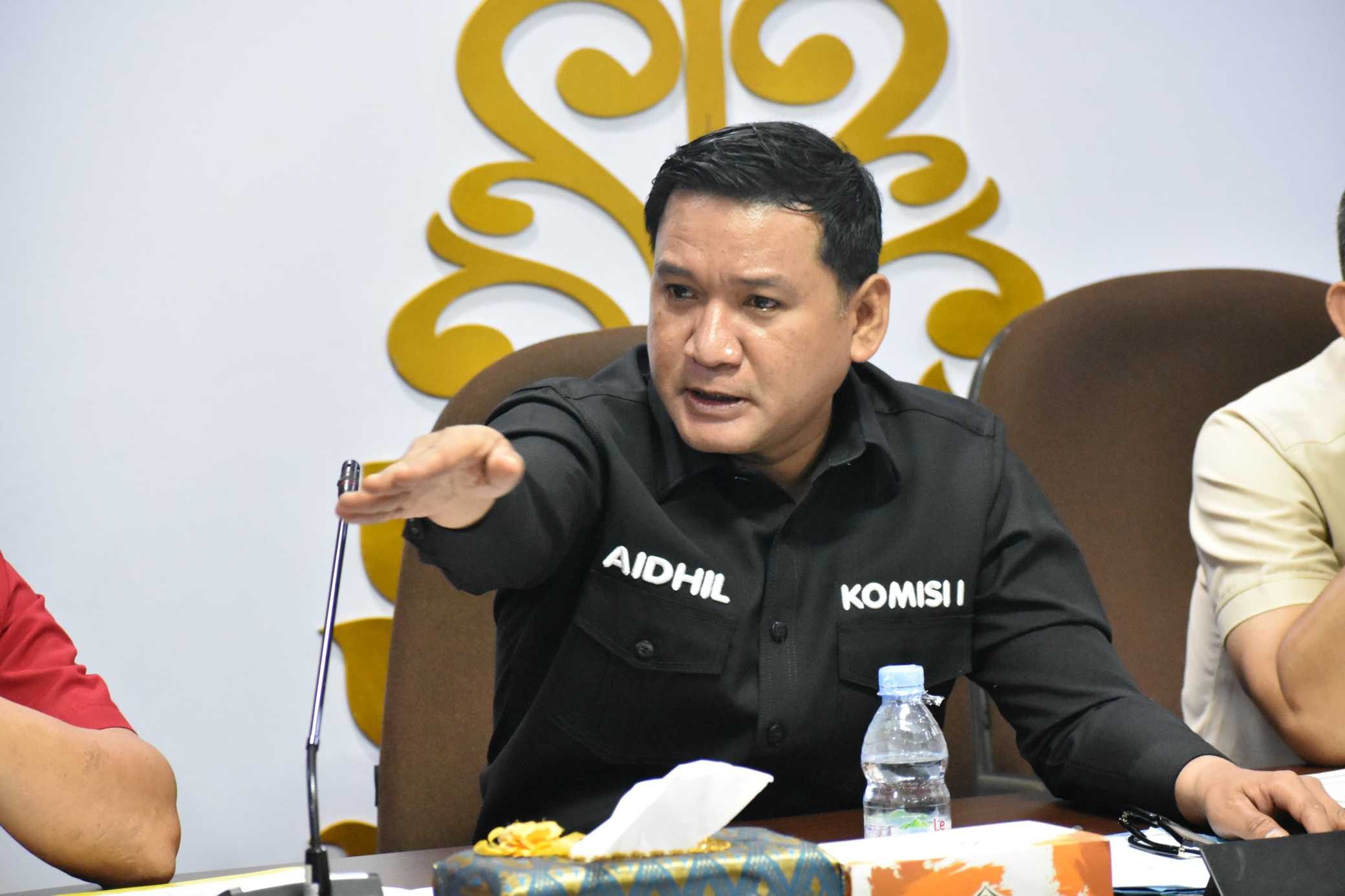 DPRD Pekanbaru Soroti Kabel FO Semrawut Hingga Masuk Pekarangan Warga: Jangan Ganggu Tata Kota