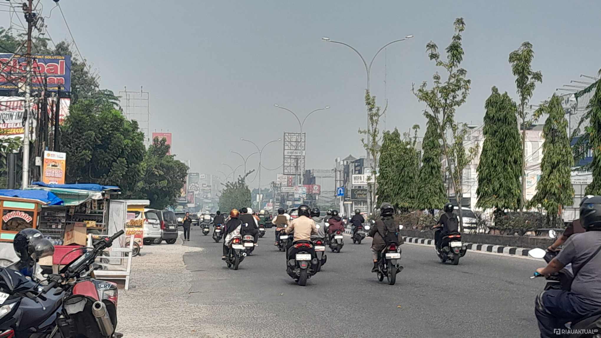Asap Kebakaran Lahan Ganggu Udara Pekanbaru, Warga Diminta Batasi Aktivitas Luar Rumah 