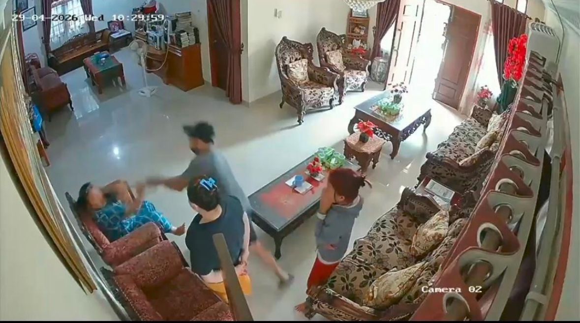 Aksi Perampokan Rumah di Rumbai Pekanbaru Terekam CCTv, Polisi Buru Pelaku