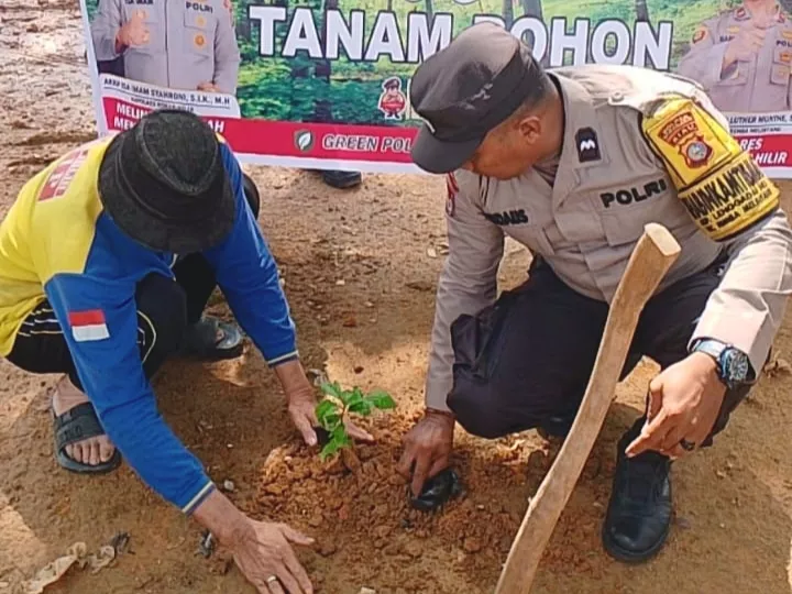 Jaga Alam, Polsek Rimba Melintang Tanam Bibit Pohon