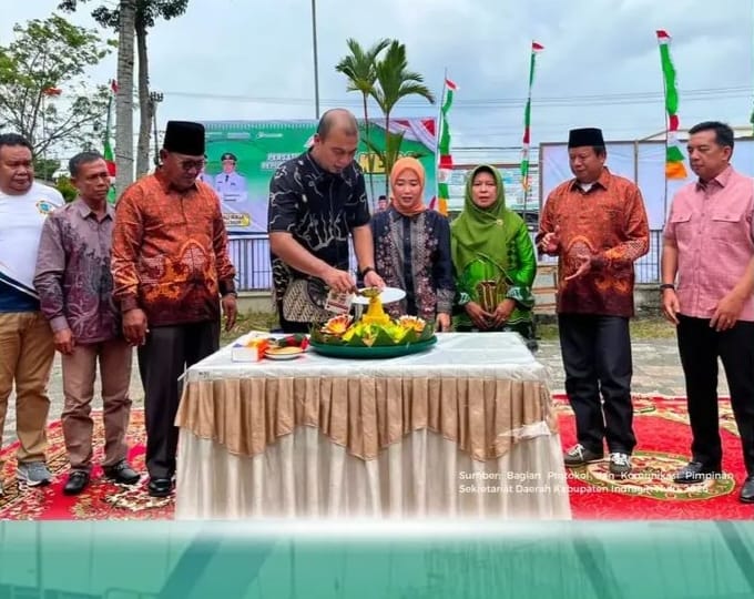 Bupati Inhu Kukuhkan Pengurus PWRI 14 Kecamatan Masa Bakti 2026-2031