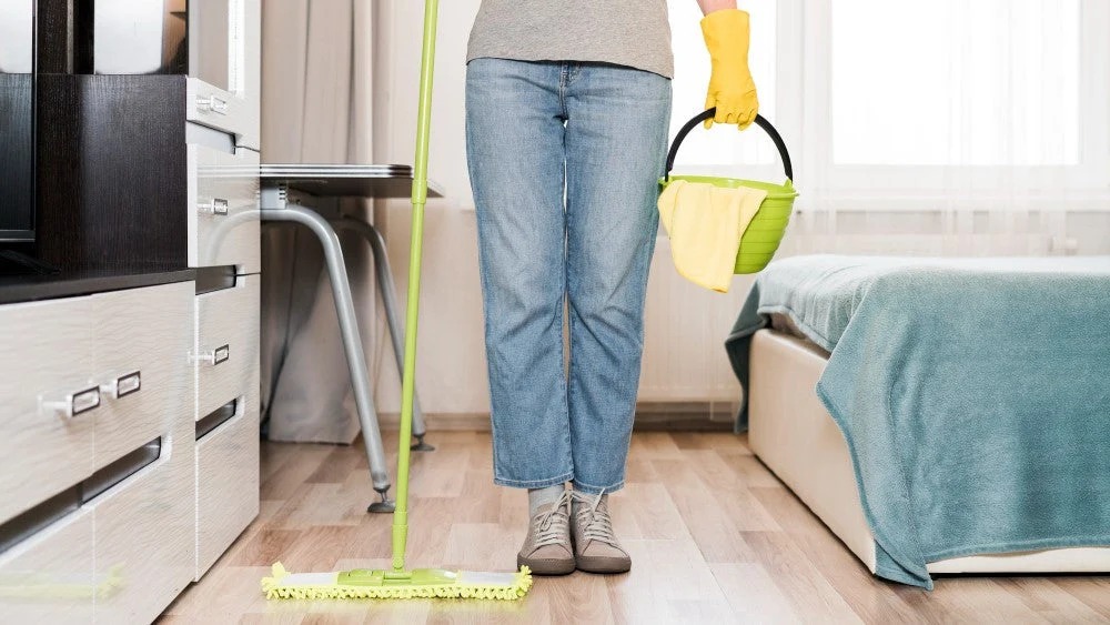 Mengapa Bersih-bersih Kamar Bisa Bikin Mood Lebih Baik? Ini Penjelasan Dokter