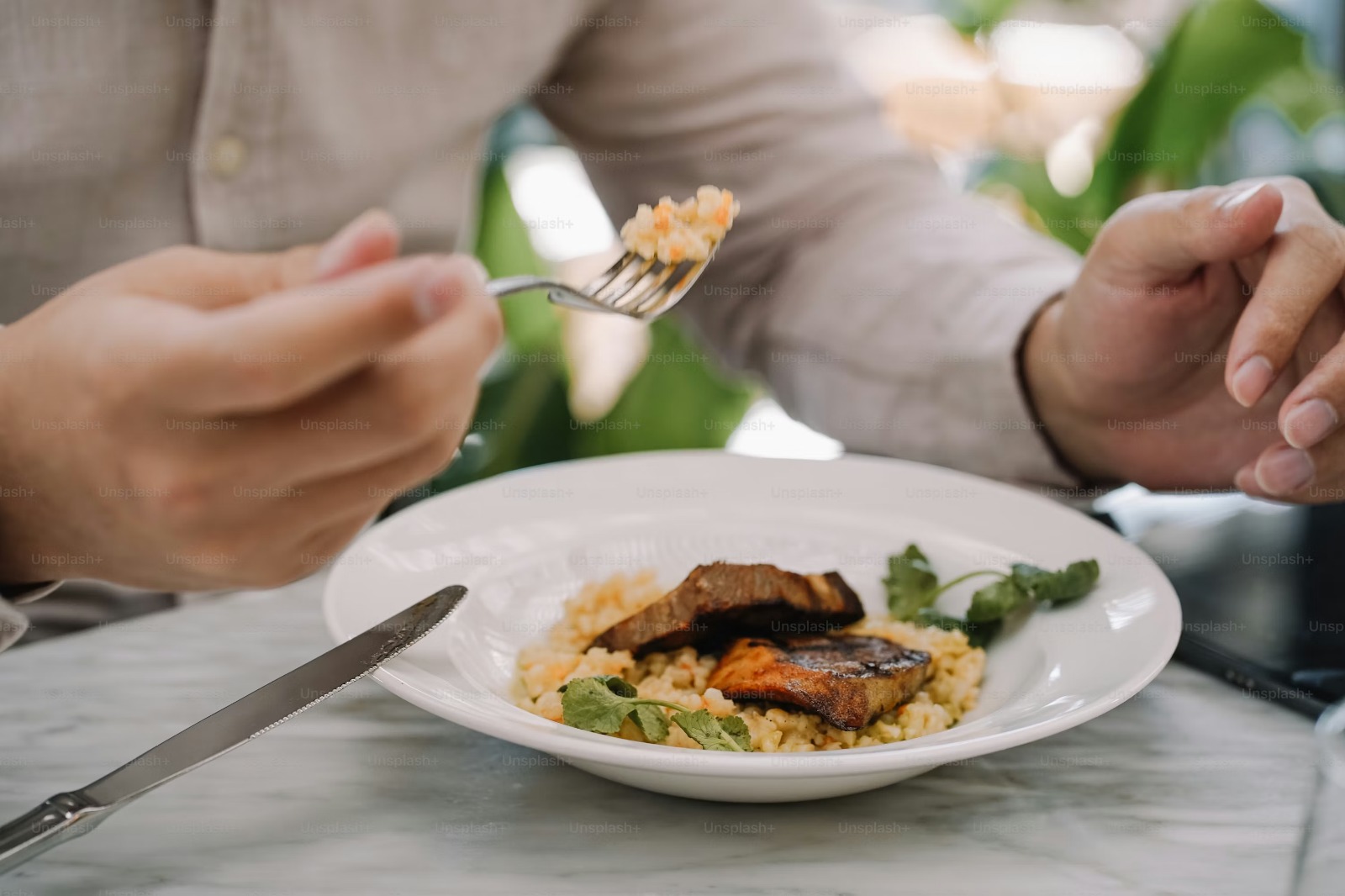 Mimpi Makan Saat Puasa, Apakah Puasanya Batal?