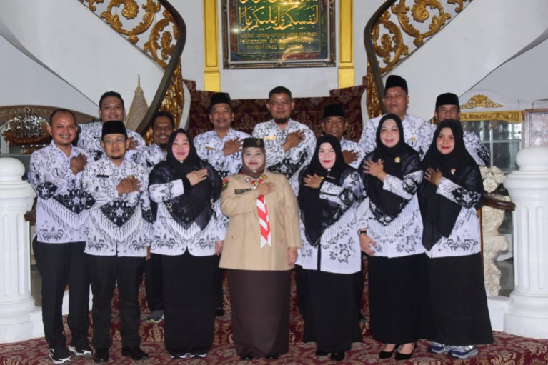 Bupati Kasmarni Terima Audiensi PGRI Bengkalis, Bahas Kemajuan Pendidikan