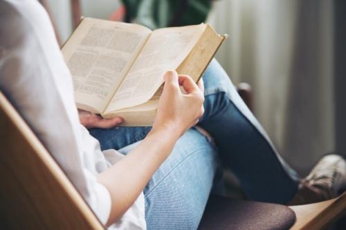 Riset: Baca 4 Buku dalam Setahun Bisa Kurangi Risiko Stres dan Depresi