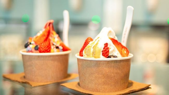 Frozen Yogurt Lebih Sehat daripada Es Krim? Ini Kata Ahli Gizi