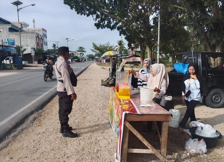 Patroli Ramadan Polsek Rimba Melintang, Jaga Keamanan Warga Berburu Takjil