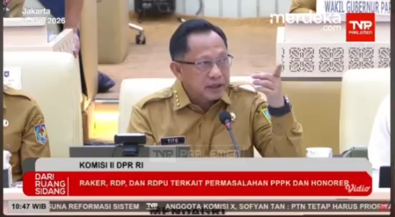 Mendagri Apresiasi Jurus Jitu Wako Agung Tingkatkan PAD Pekanbaru Saat Raker dengan DPR RI