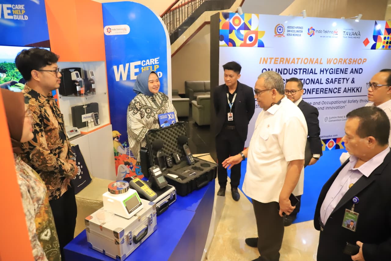 Wamenaker Tekankan Higiene Industri untuk Ciptakan Tempat Kerja Aman