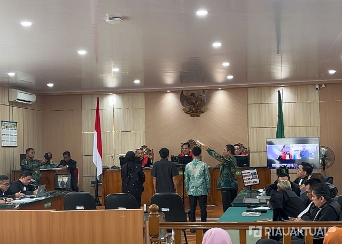 Sidang Korupsi Abdul Wahid Berlanjut, Tiga Saksi Meringankan Dihadirkan di Pengadilan Tipikor Pekanbaru