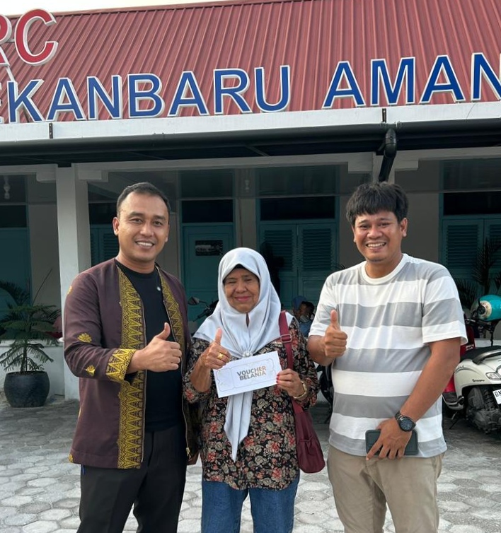 Wako Pekanbaru Realisasikan Program Reward Bagi Warga yang Aktif Lapor Masalah Sampah 