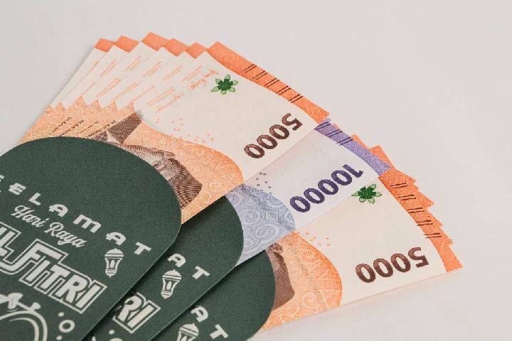 Ternyata Begini Awal Tradisi Bagi-Bagi Uang Saat Lebaran
