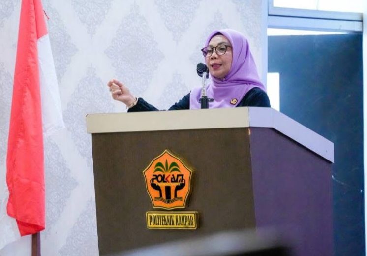 Peringati Hari Kartini, Wabup Kampar Resmikan Pelatihan Ekonomi Kreatif Perempuan