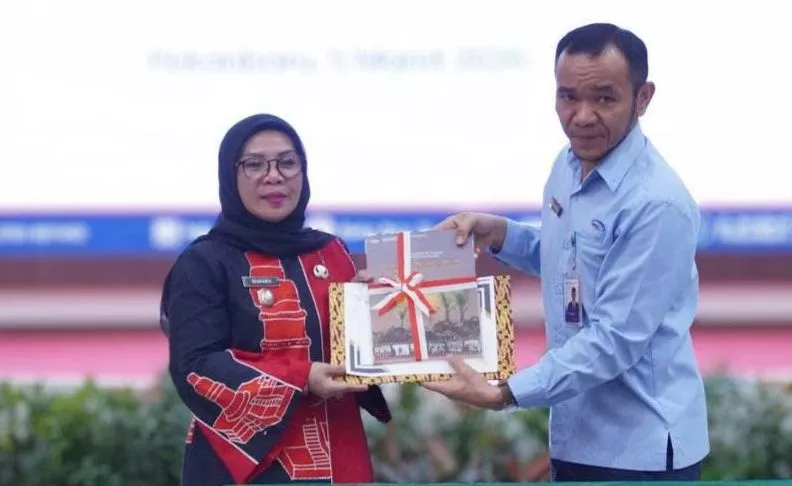 Wabup Kampar Hadiri Penyerahan Laporan Eksekutif Daerah dan Evaluasi Anggaran 2026 se-Riau