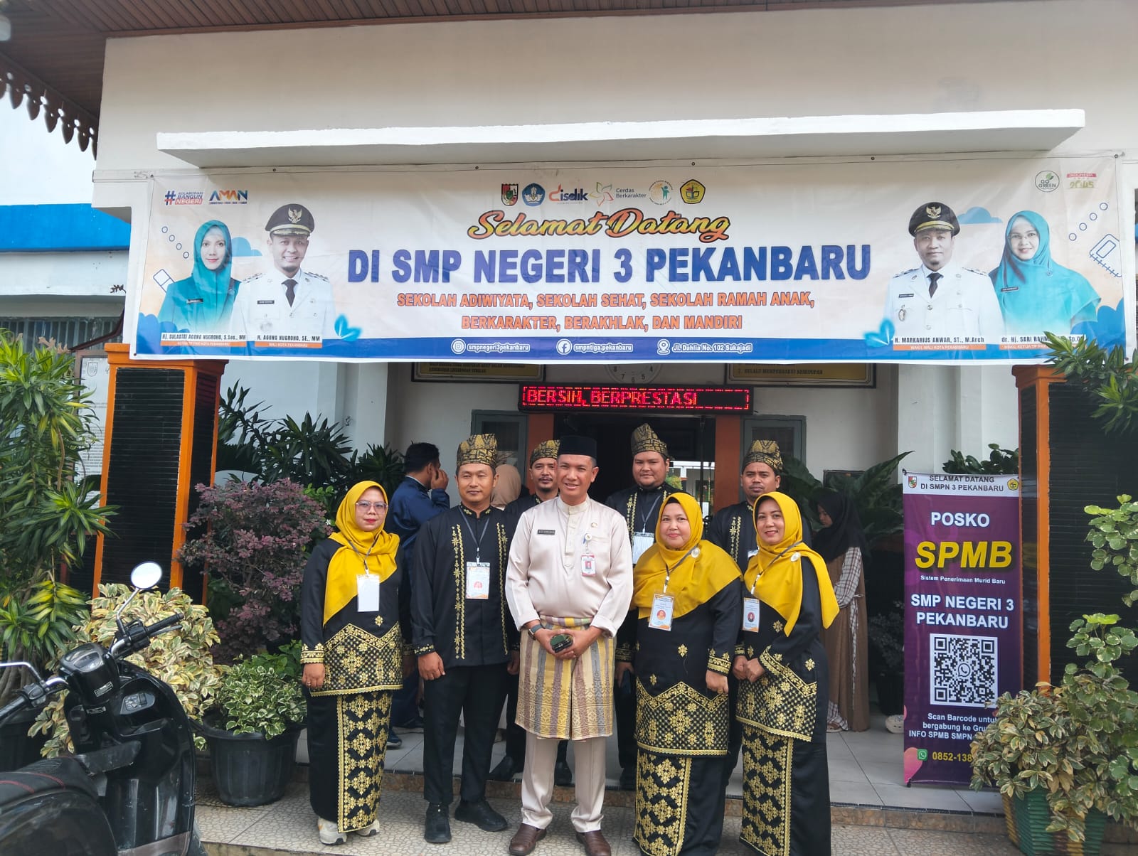 Hari Pertama Pendaftaran SPMB SMP di Pekanbaru, Disdik Pastikan Berjalan Lancar 