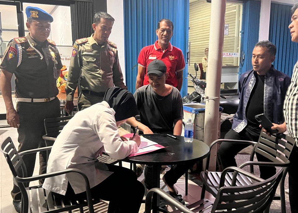 Tim Gakkum DLHK Pekanbaru Jaring 29 Warga Buang Sampah Sembarangan, Didenda Rp11,9 Juta