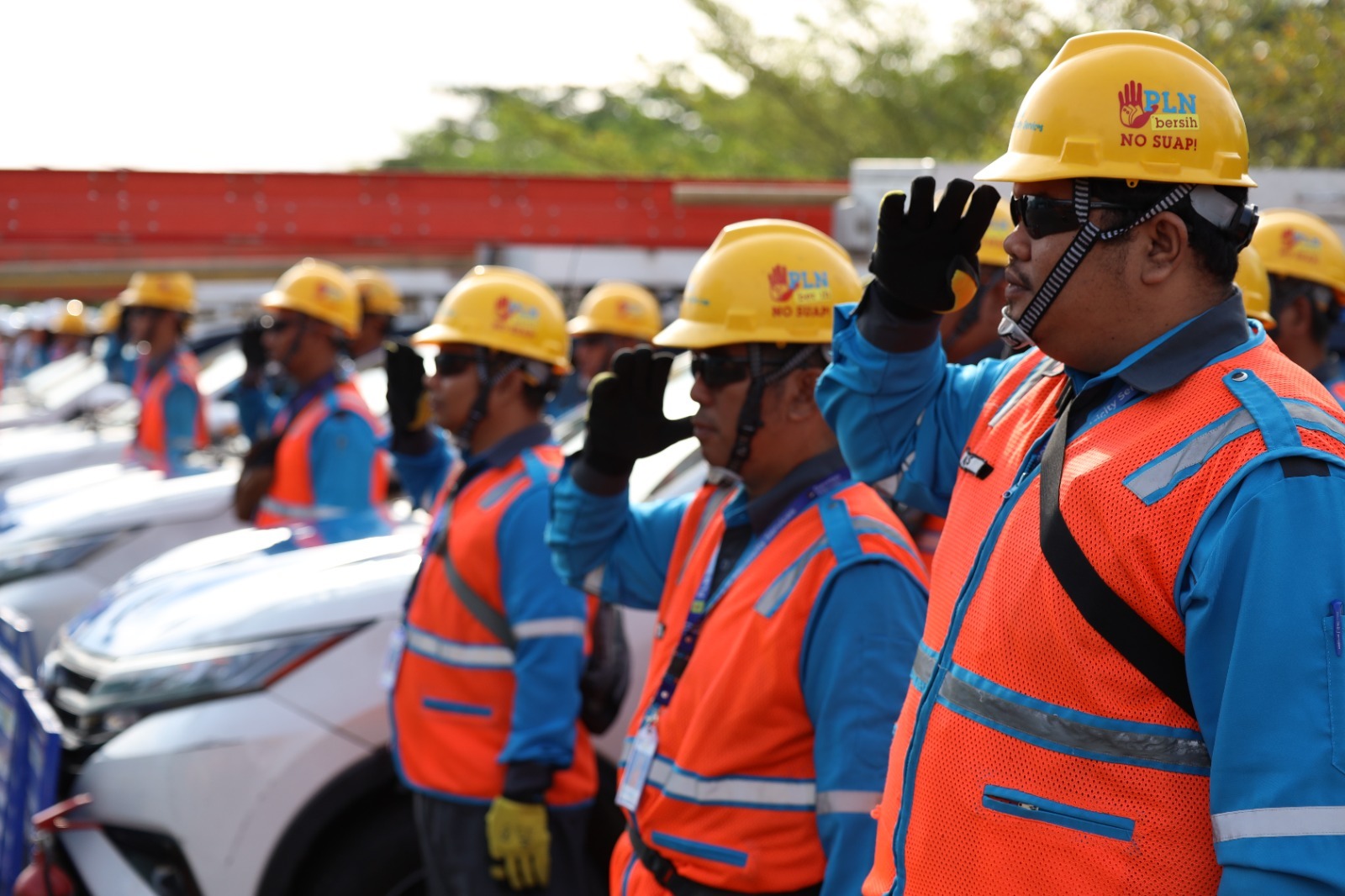 Idul Fitri, PLN Siagakan 1.890 Personel dan 49 Posko Kelistrikan di Riau dan Kepri