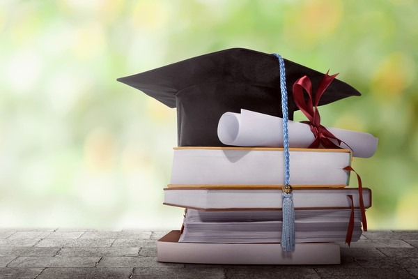 Sosok Remaja 18 Tahun Jadi Profesor Termuda di Dunia, Apa Rahasianya?