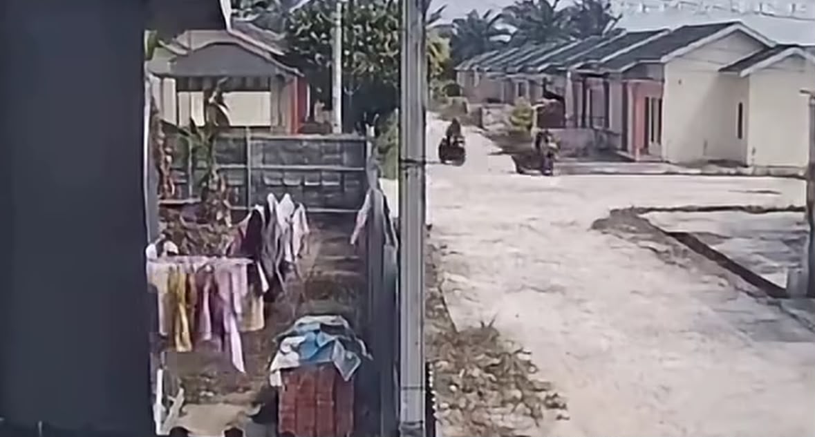 Aksi Dua Pencuri NMax di Kampar Diduga Acungkan Senpi ke Warga