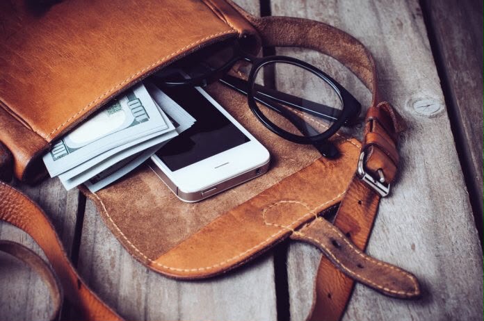 Jangan Simpan Handphone dengan Tethering Nyala dalam Tas! Ini Bahayanya