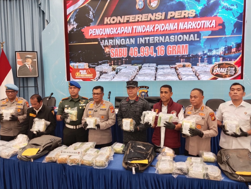 Polda Riau Sita 46,9 Kg Sabu Senilai Rp 84,4 Miliar, 2 Pria Asal Binjai Ditangkap