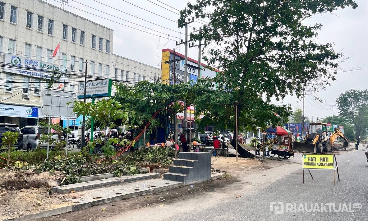 Pelebaran Jalan Tuanku Tambusai Dimulai, Pemprov Riau Targetkan Rampung Desember Mendatang
