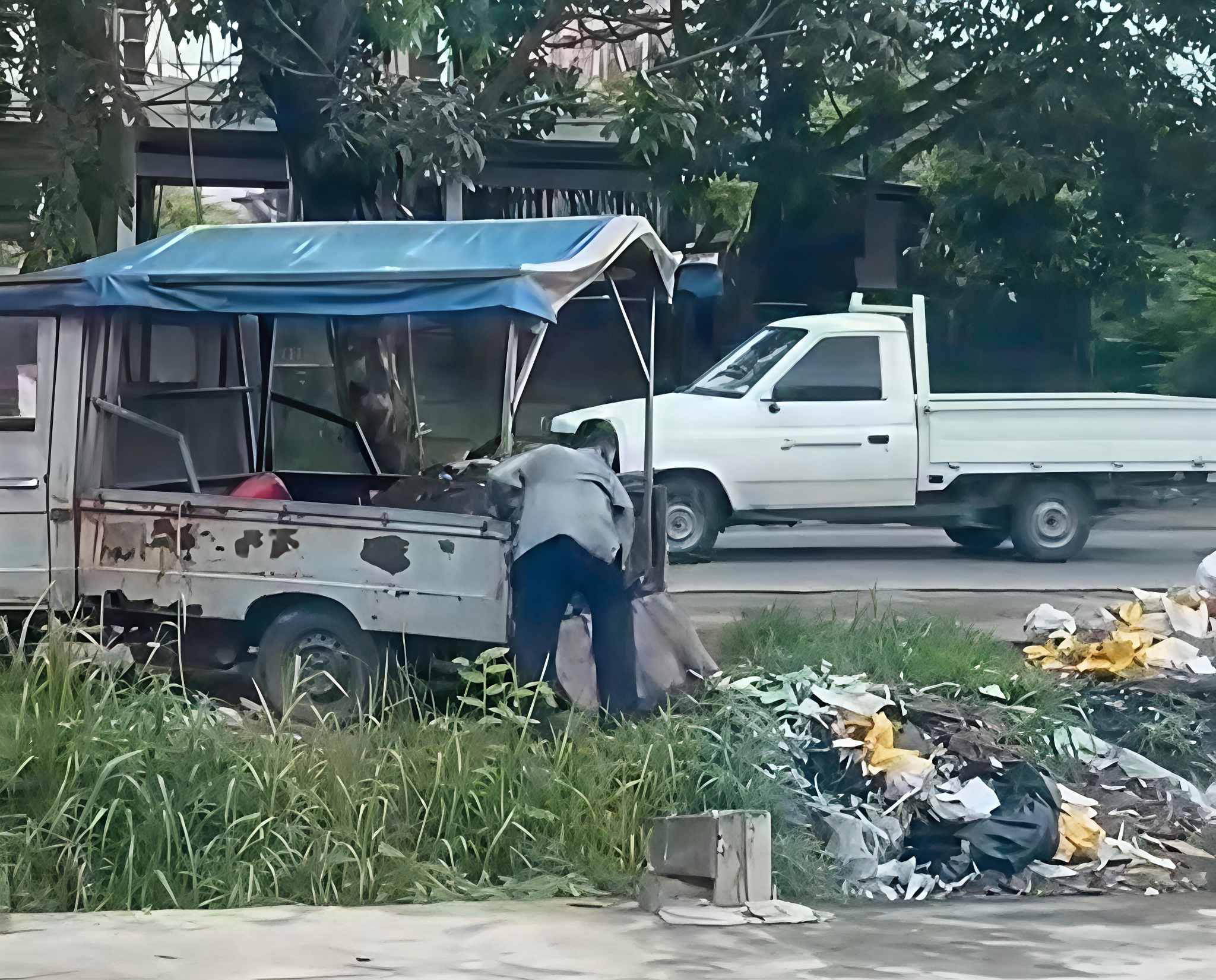 Tindaklanjuti Laporan Warga, TRC 112 Pekanbaru Telusuri Dugaan Penimbunan Parit di Jalan Riau 