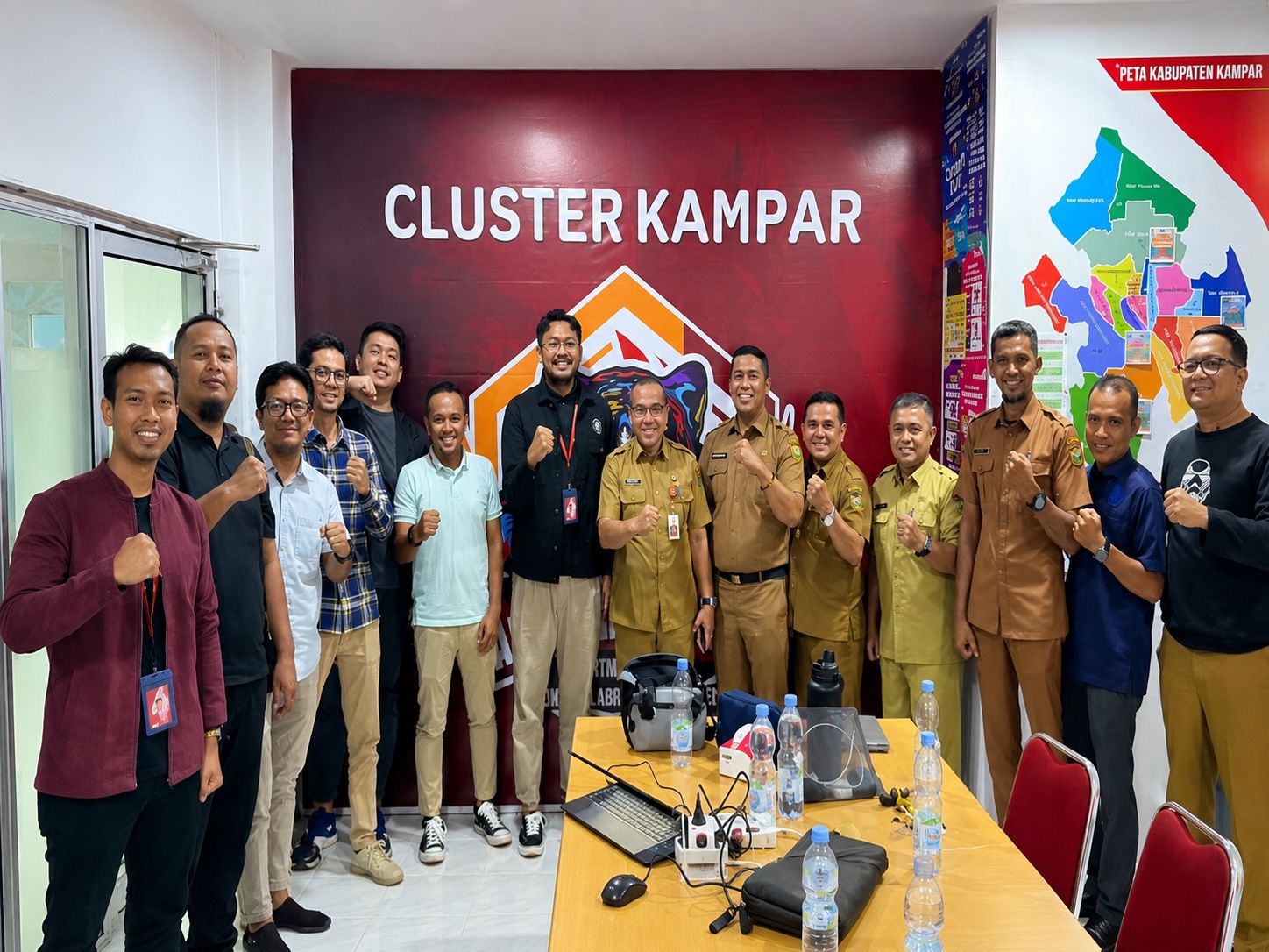 Pemkab Kampar Gandeng Telkomsel Berantas Blankspot hingga Pelosok Desa