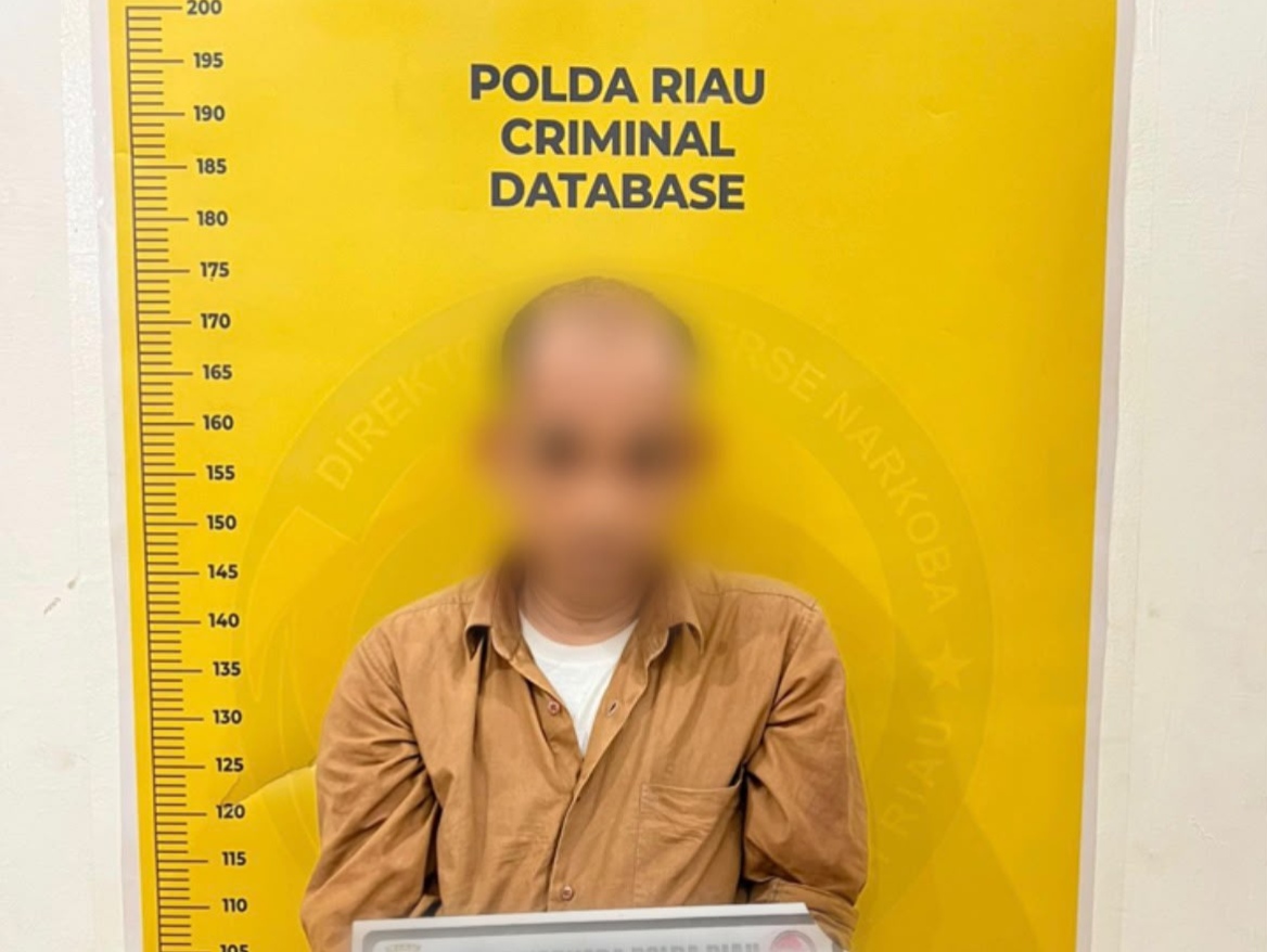 Gerebek Kampung Panger, Polda Riau Tangkap Pengedar Narkoba dengan 53 Paket Sabu