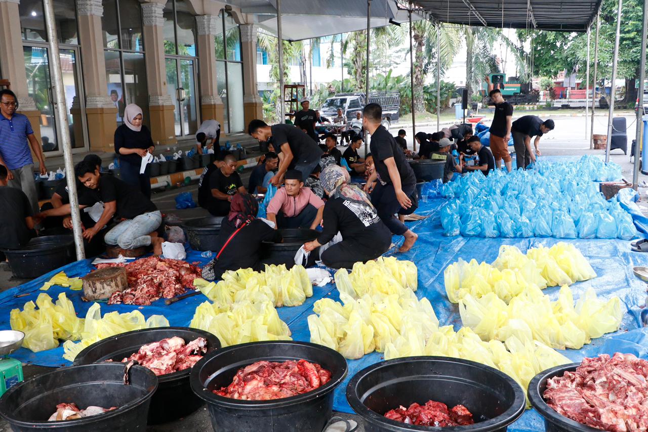 150 Ton Daging Kurban PTPN IV PalmCo Mengalir ke Pelosok Negeri