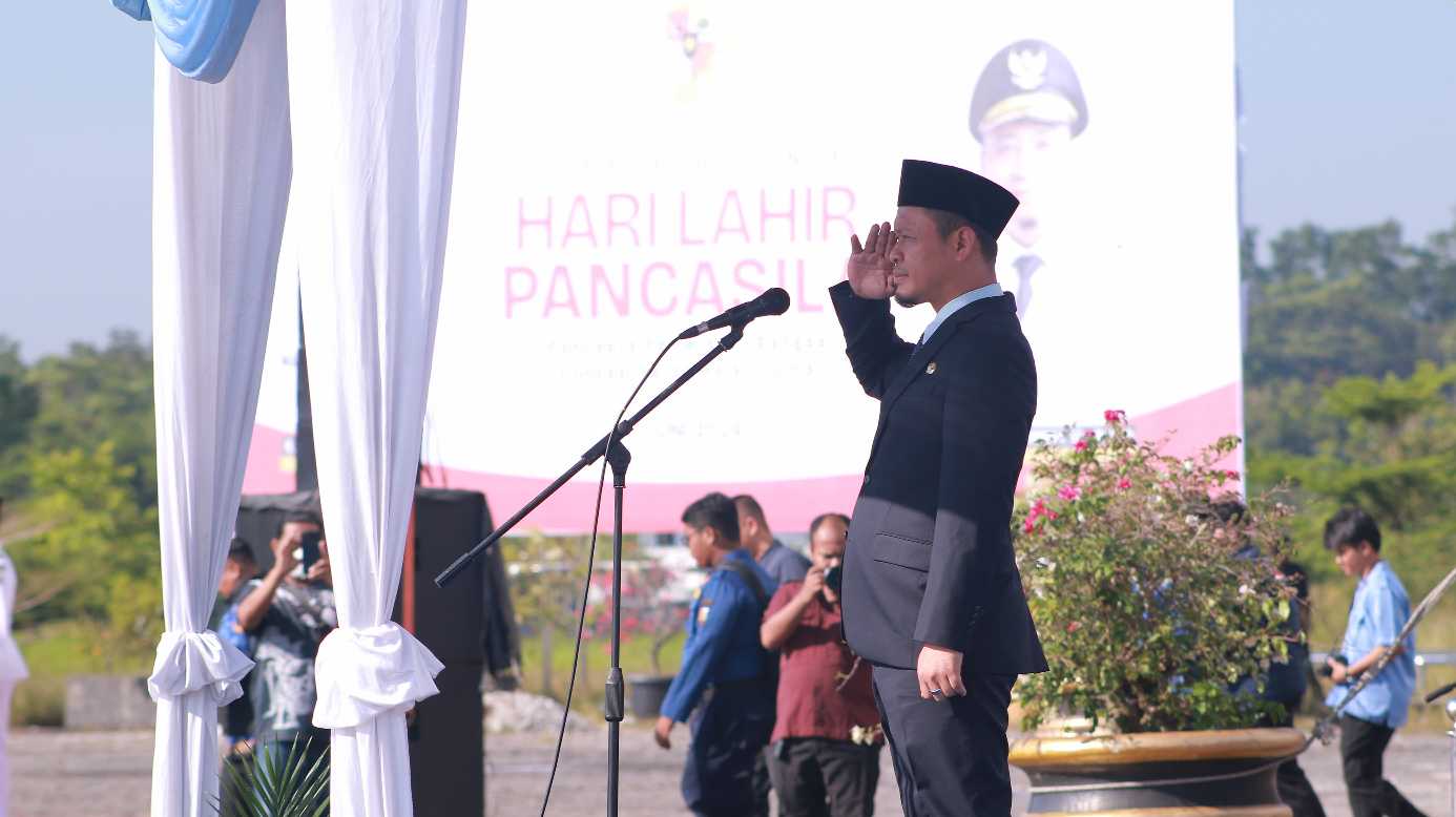 Peringati Hari Pancasila, Wako Pekanbaru Minta ASN Jadikan Pancasila Sebagai Pedoman Etos Kerja 