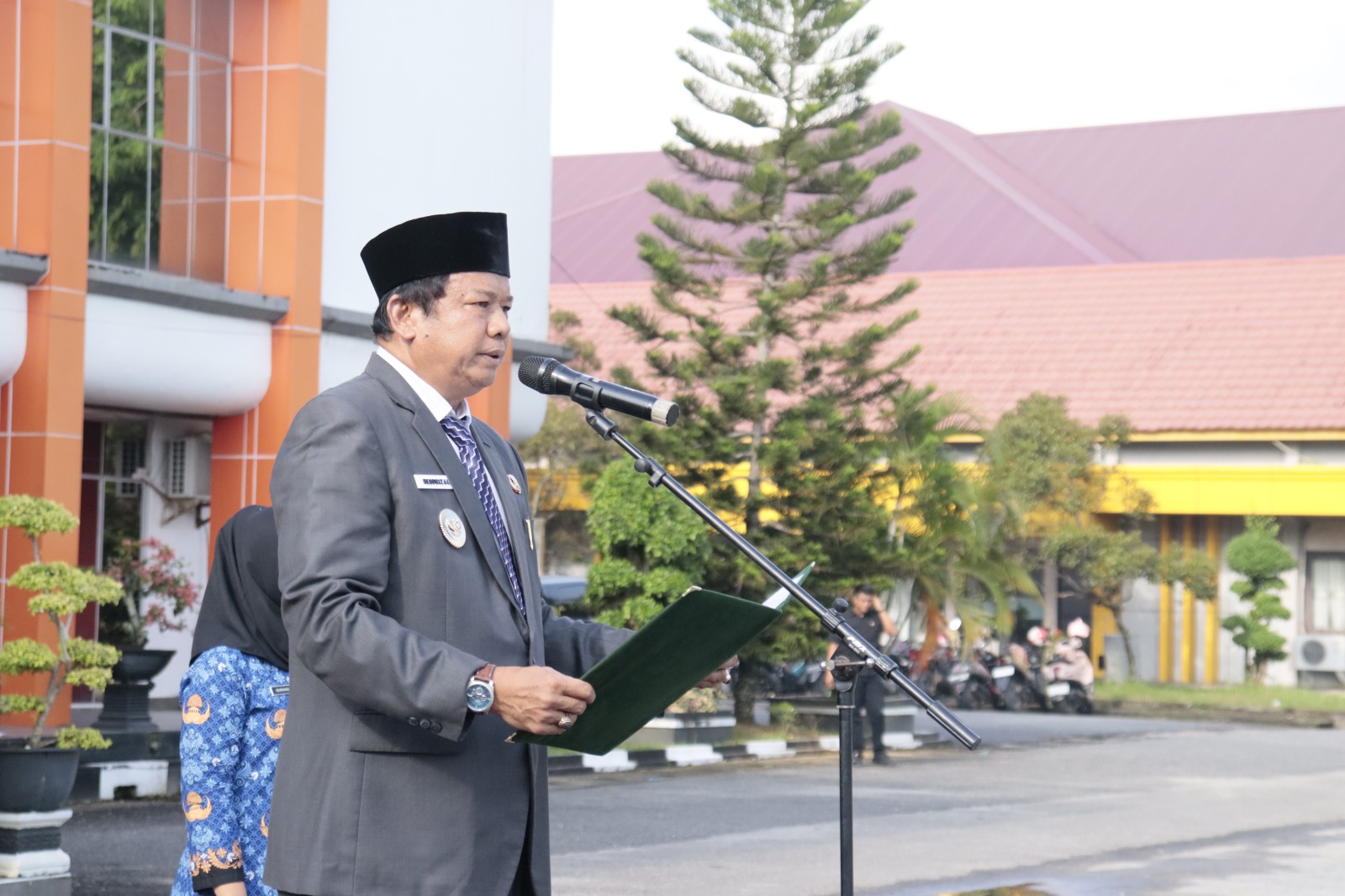 Wabup Inhu Pimpin Upacara Peringatan Hari Kartini