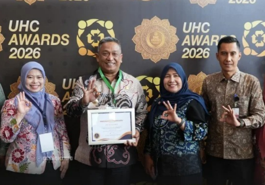 Rokan Hulu Raih Penghargaan UHC 2026 Kategori Madya, Bukti Komitmen Jamin Kesehatan Warga
