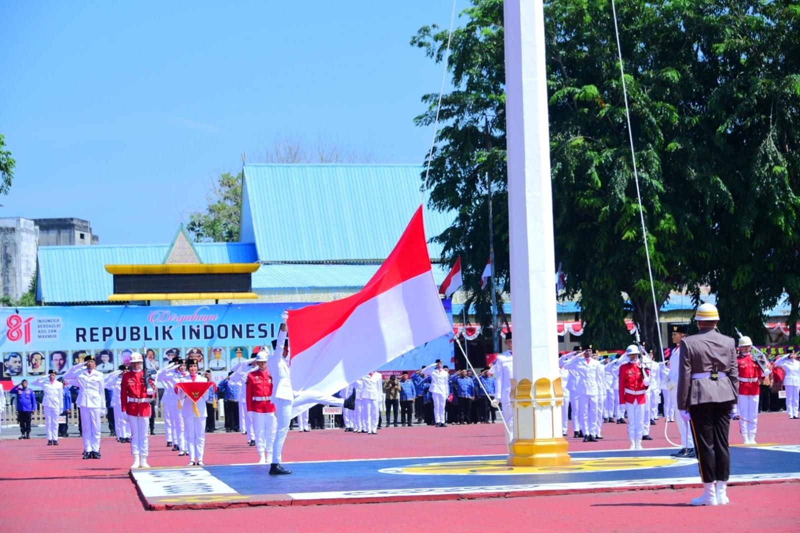 HUT RI ke-81, Bupati Kasmarni Pimpin Upacara Detik-Detik Proklamasi di Bengkalis