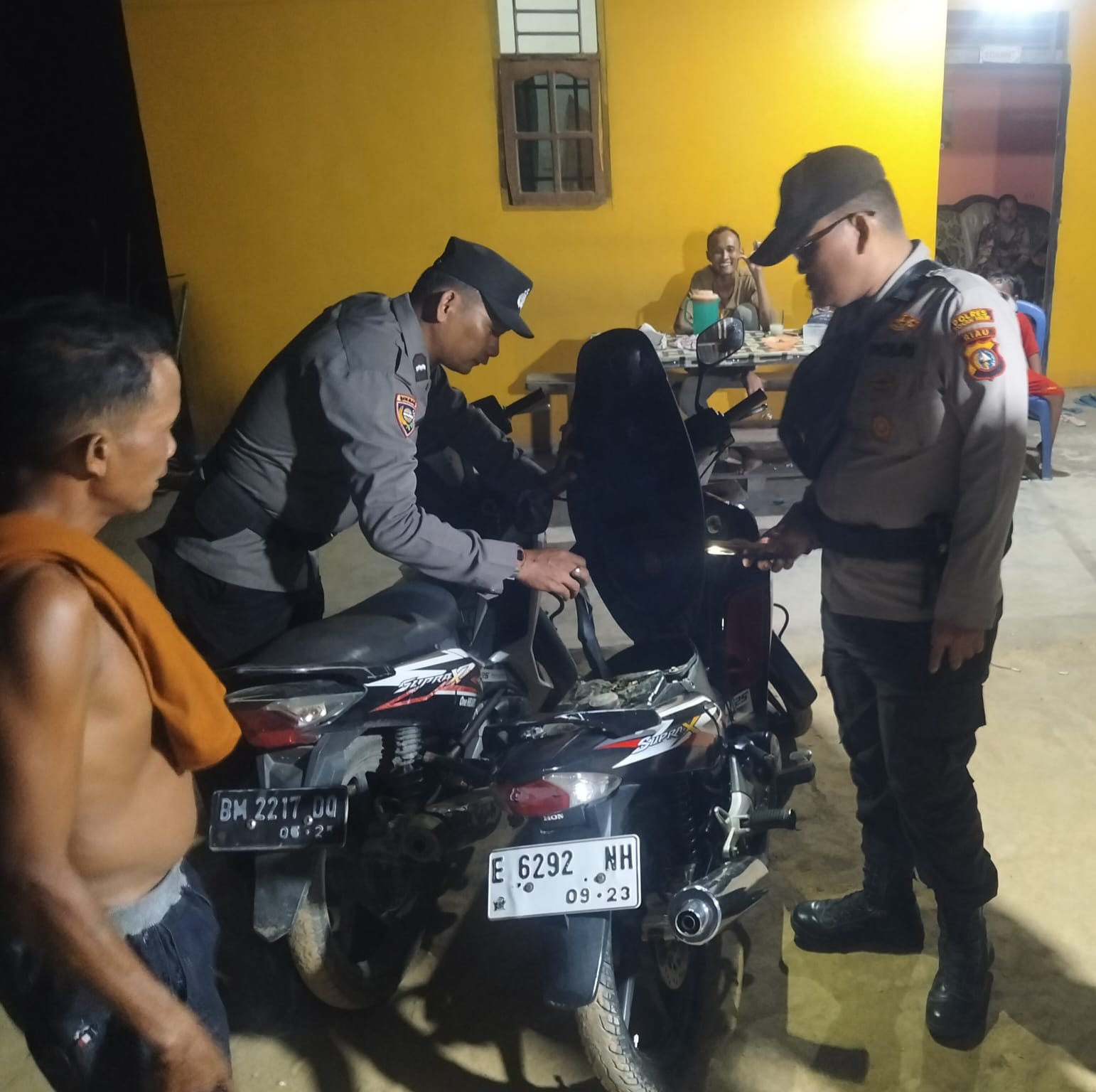 Patroli Malam, Polisi Sasar Titik Rawan Narkoba di Bangko Pusako