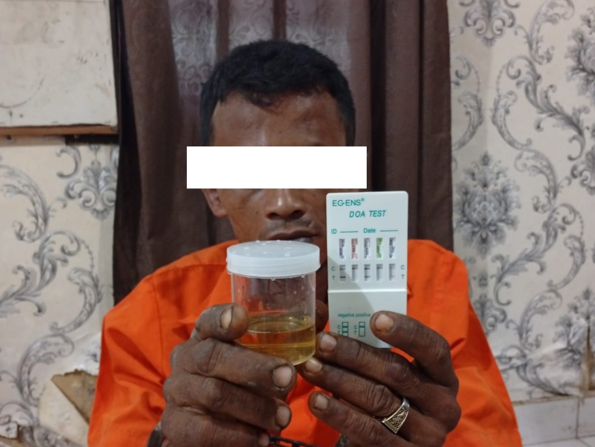 Anak Ancam Ayah Kandung dengan Parang di Bengkalis, Pelaku Positif Narkoba