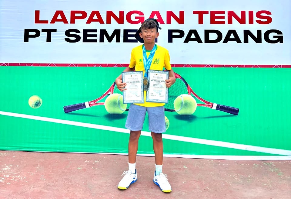 Pelajar SMPN 2 Kampung Dalam Siak Borong 4 Emas Kejurnas Tenis Junior