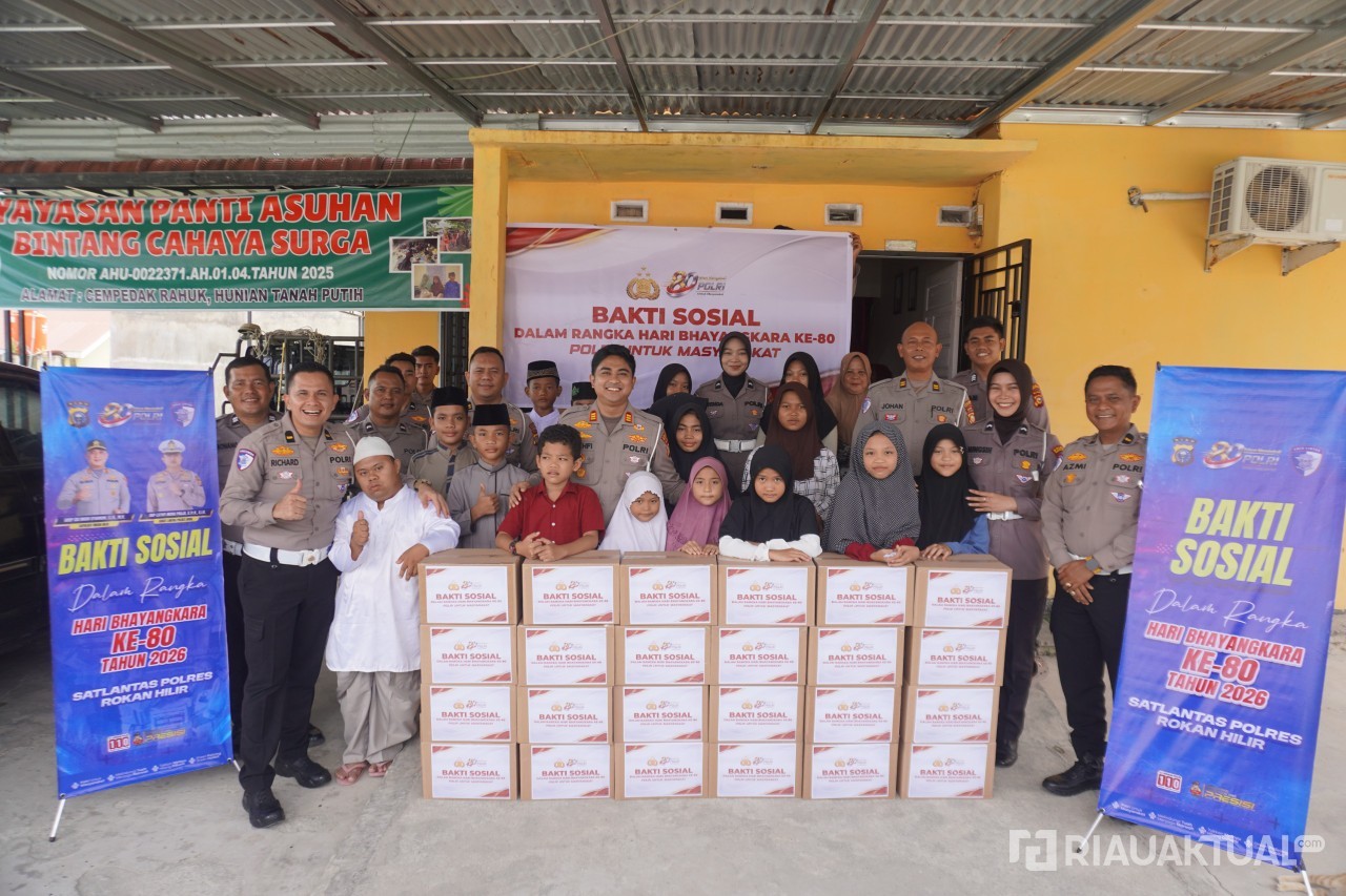 Hari Bhayangkara ke-80, Satlantas Polres Rohil Salurkan Sembako ke Panti Asuhan