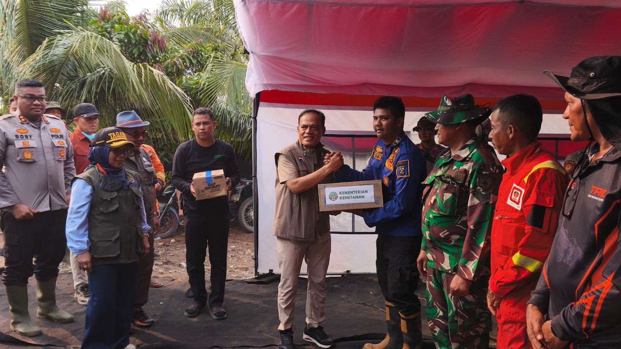 Stafsus Menhut Turun ke Rimbo Panjang, Pastikan Karhutla Gambut Kampar Ditangani Tuntas
