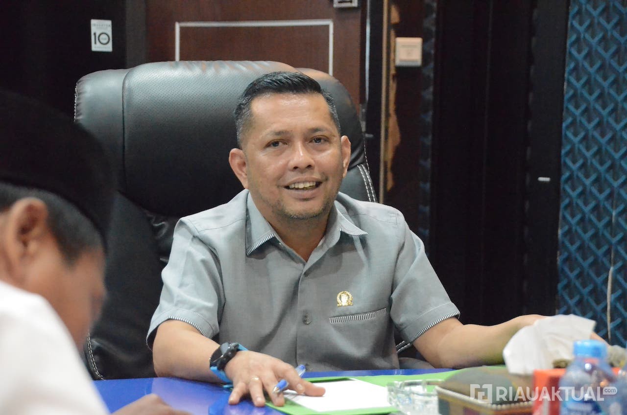 Hujan Bawa Berkah, Azwendi Minta Warga Tetap Waspada Kabut Asap