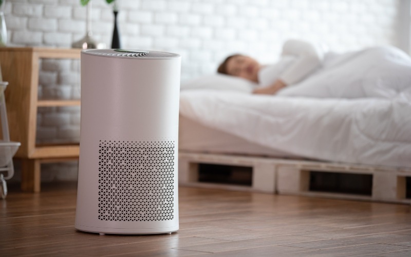 Benarkah Air Purifier Bisa Mengurangi Debu yang Masuk Rumah?