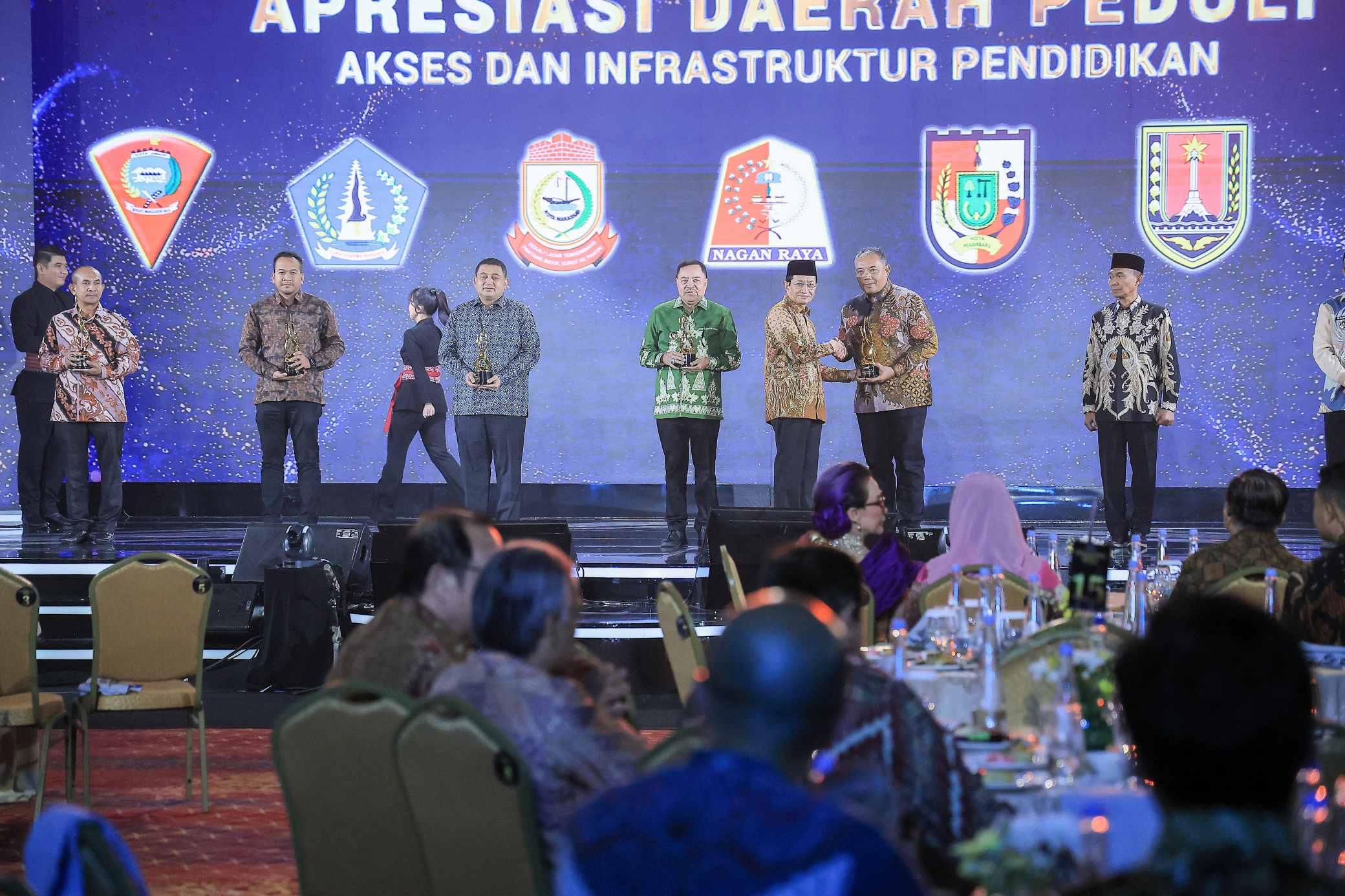 Komitmen Agung Nugroho Tingkatkan Akses Pendidikan, Pemko Pekanbaru Diganjar Penghargaan
