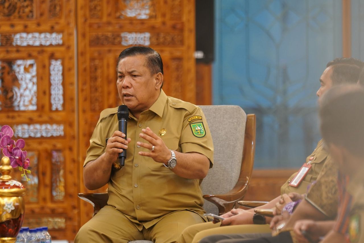 Kebakaran di Inhil Hanguskan Ratusan Rumah, Plt Gubri Minta Pemerintah Carikan Solusi dan Salurkan Bantuan