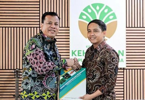 Raja Juli Ungkap Kronologi Bupati Kuansing Tinggalkan Amplop di Kementerian Kehutanan