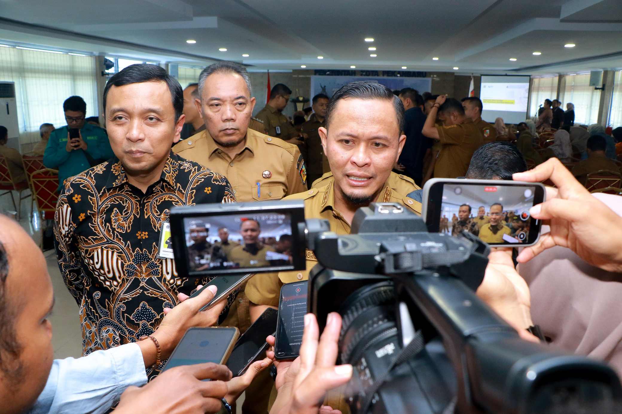 Pemko Pekanbaru Siaga Hadapi Cuaca Ekstrim, Warga Diminta Waspadai Banjir Hingga Pohon Tumbang